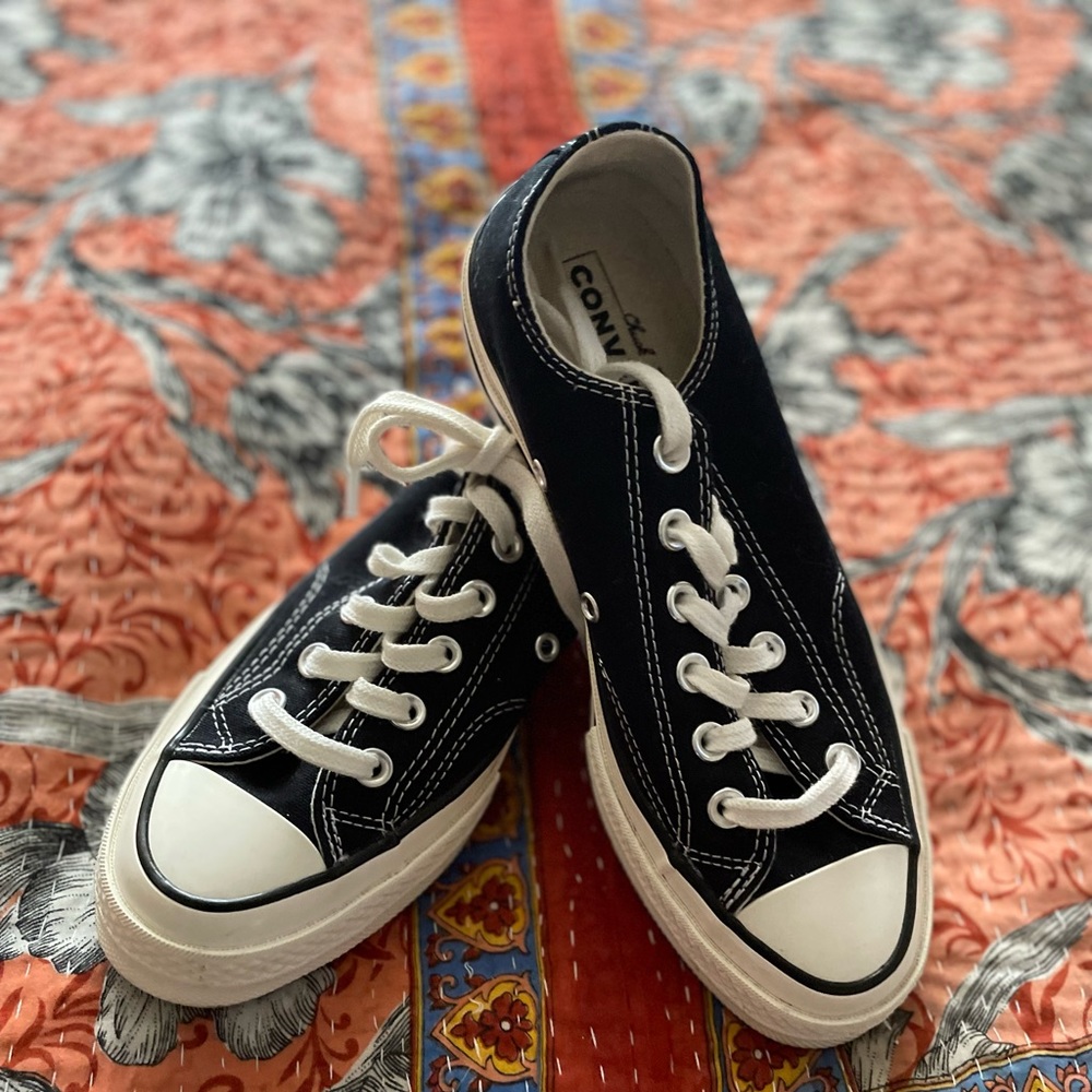 NWOT 70’s style converse